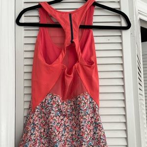 Lululemon floral  tank with built in bra
